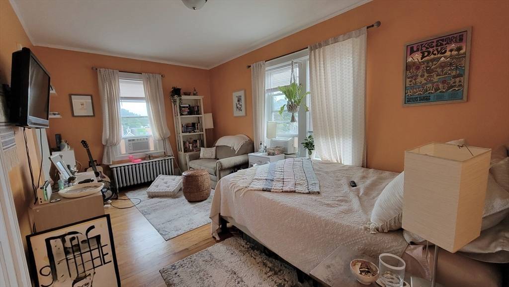 Cambridge, MA 02140,5 Haskell Street #42