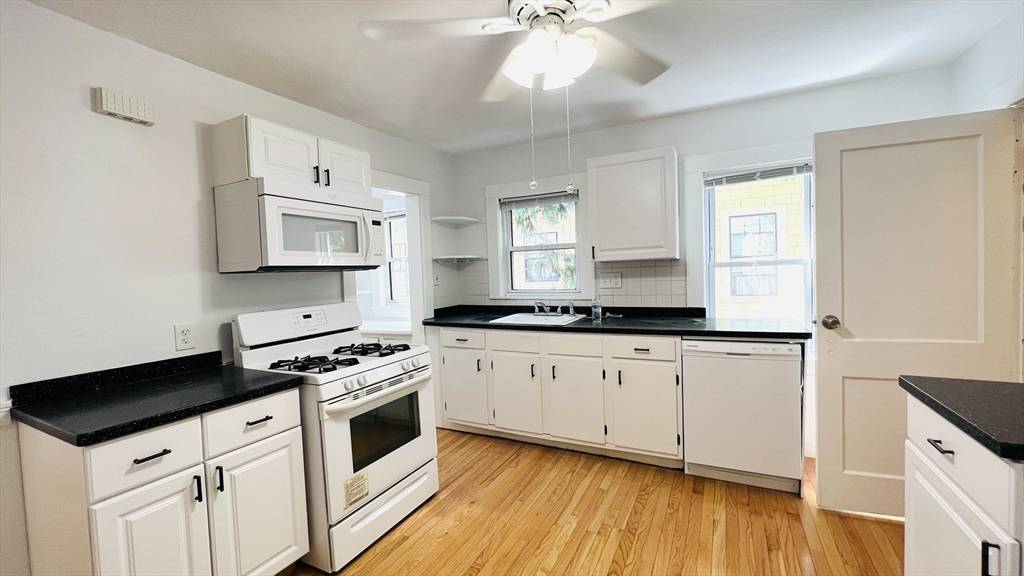 Cambridge, MA 02138,5-7 Hawthorne Pk #1