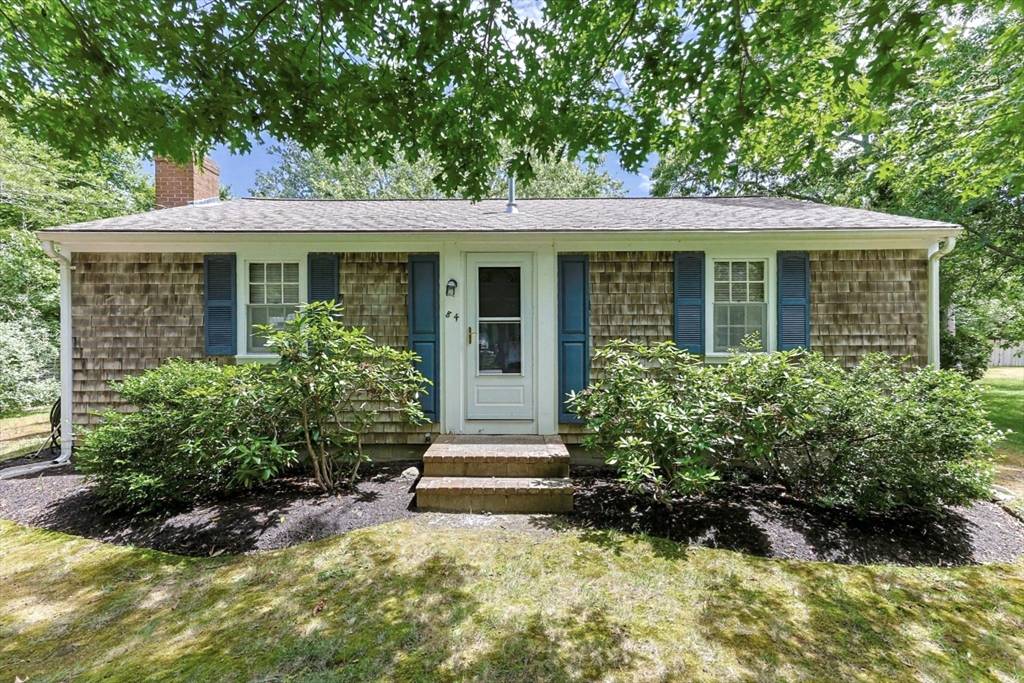 Yarmouth, MA 02673,84 Iroquois