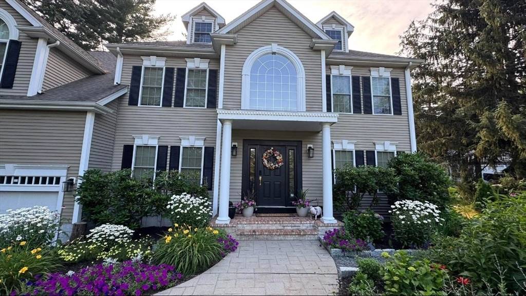 Wrentham, MA 02093,2680 West St