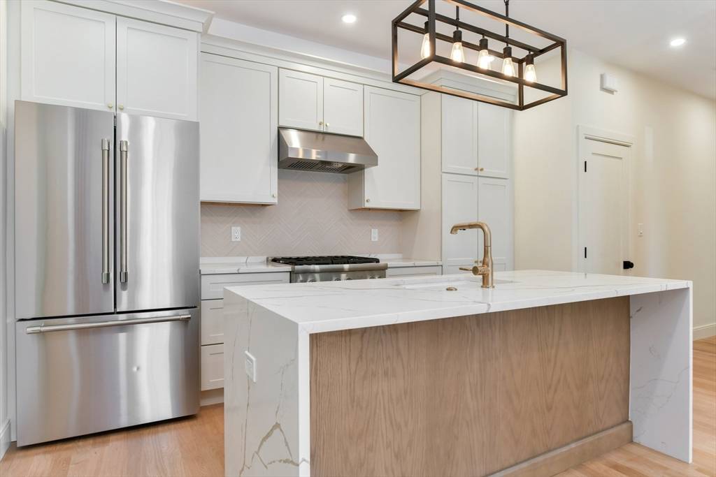 Boston, MA 02122,36 Mckone #1