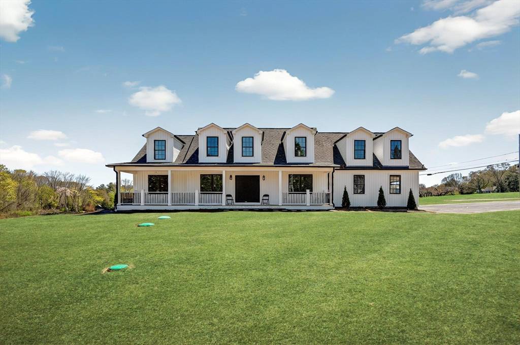 Scituate, RI 02857,2 Winsor Road