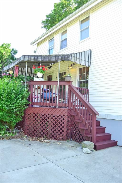New Bedford, MA 02740,348 North St