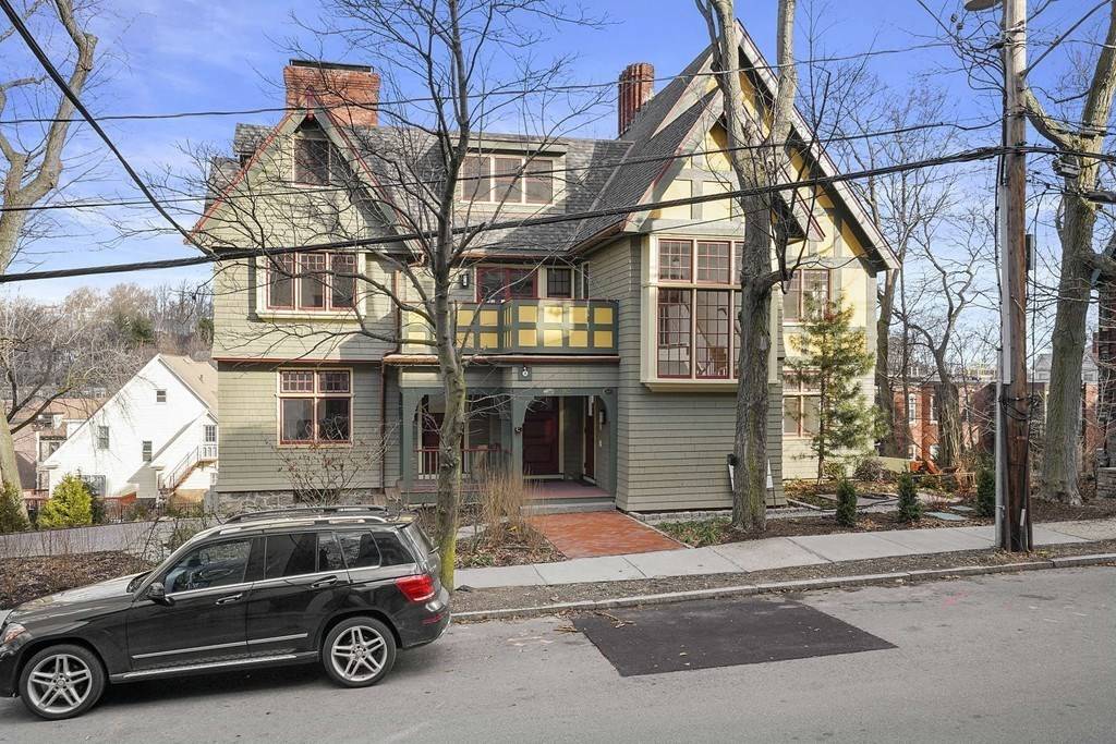 Brookline, MA 02445,165 Winthrop Road - Half Fee #B