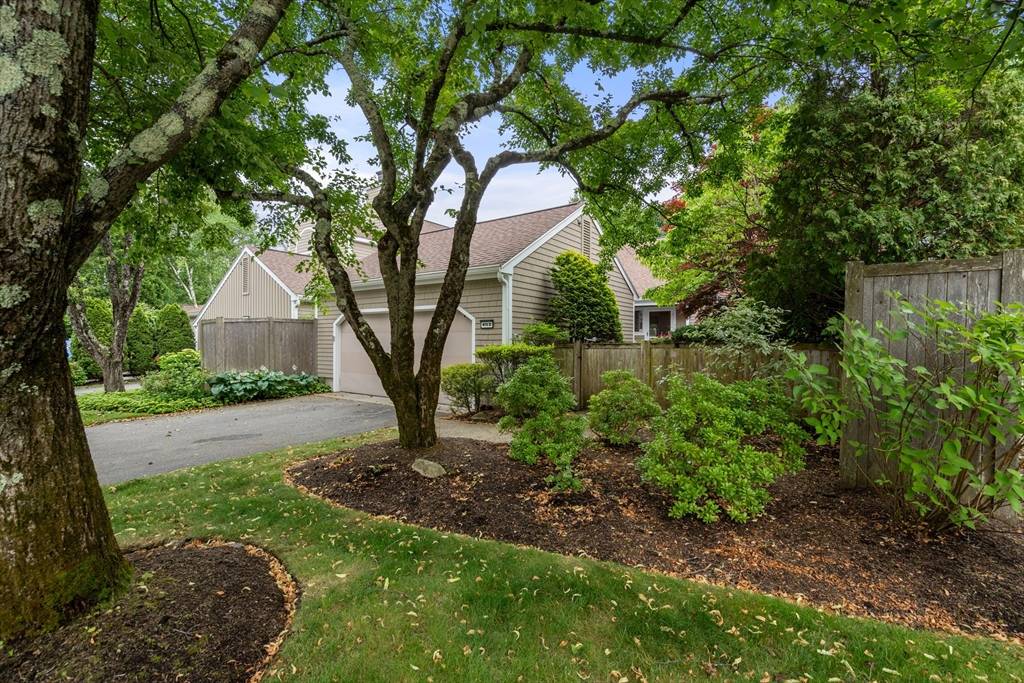 Newton, MA 02459,415 Dedham St #D
