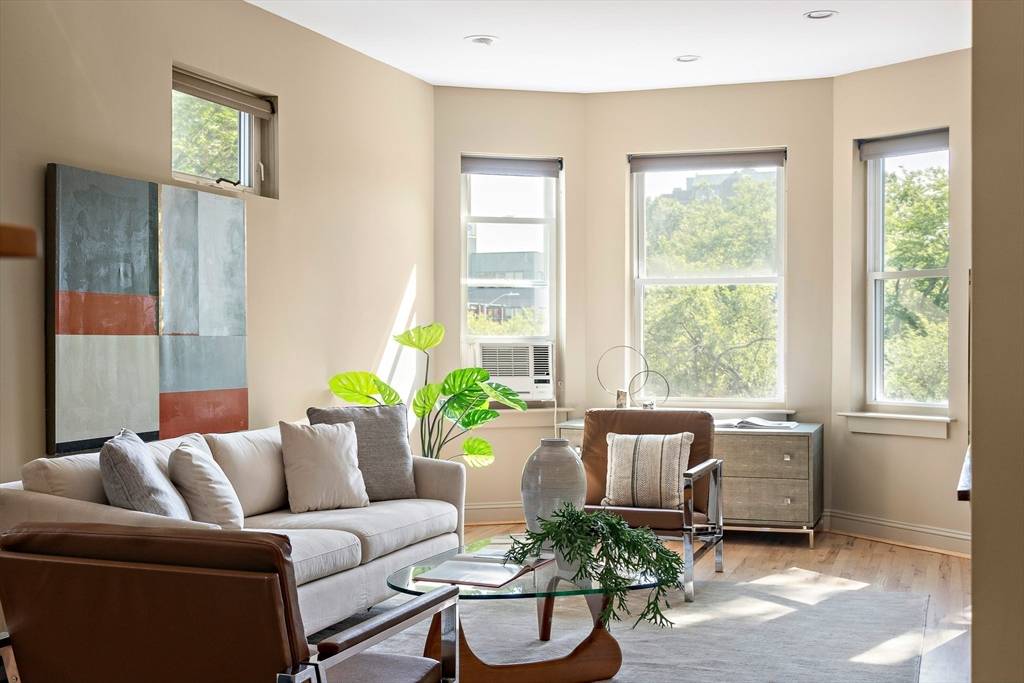 Cambridge, MA 02139,3 Blackstone #3