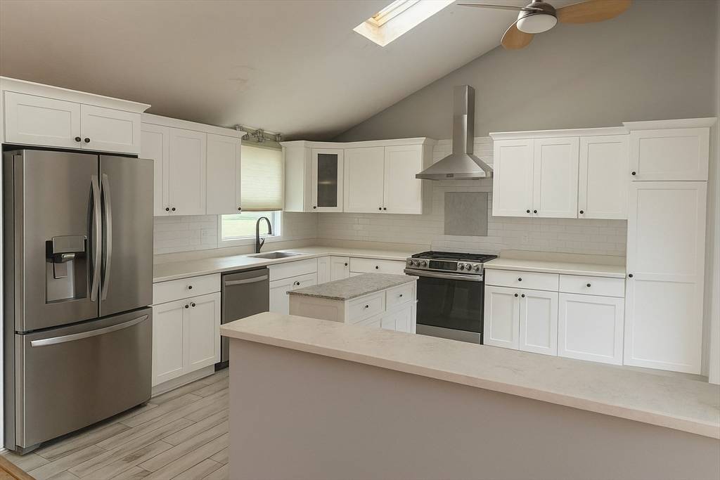 Randolph, MA 02368,11 Lheureux Cir #11