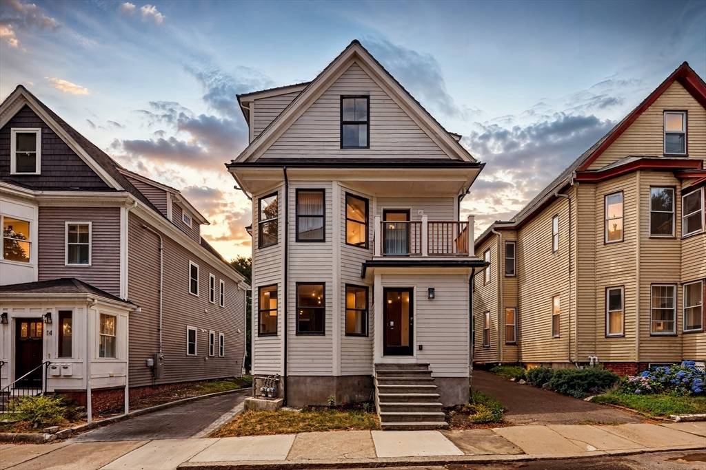 Somerville, MA 02145,16 Trull St #1