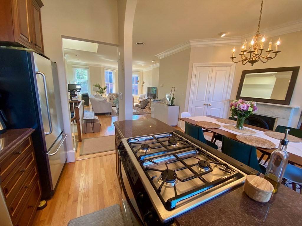 Boston, MA 02116,99 Pembroke #2