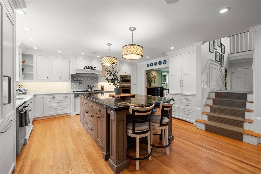 Kingston, MA 02364,27 Rosewood Dr