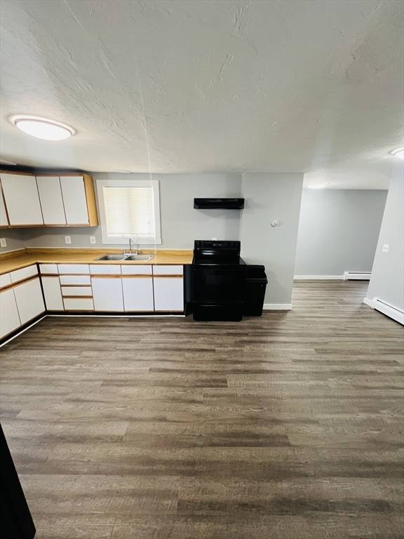 Webster, MA 01570,19 Myrtle Ave