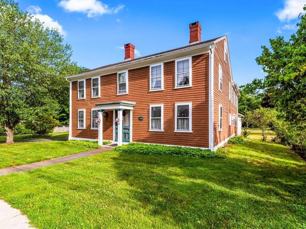 Brimfield, MA 01010,19 Main St