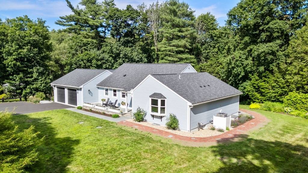 Weston, MA 02493,10 Old Rd