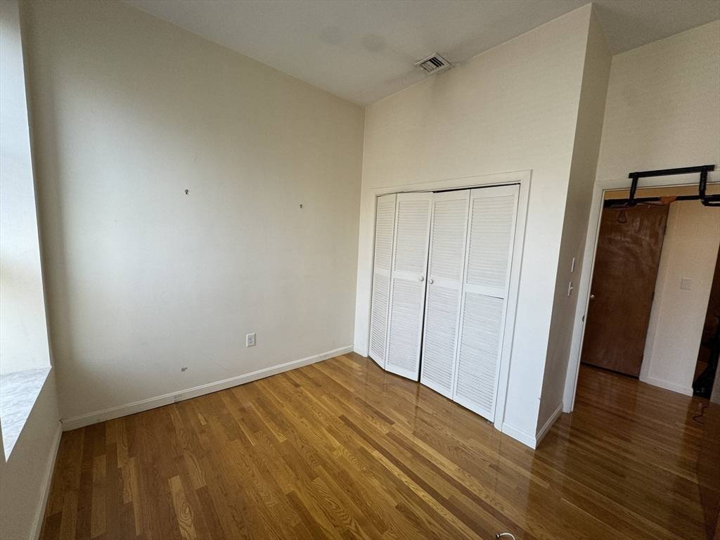 Boston, MA 02118,176 W. Springfield St #2