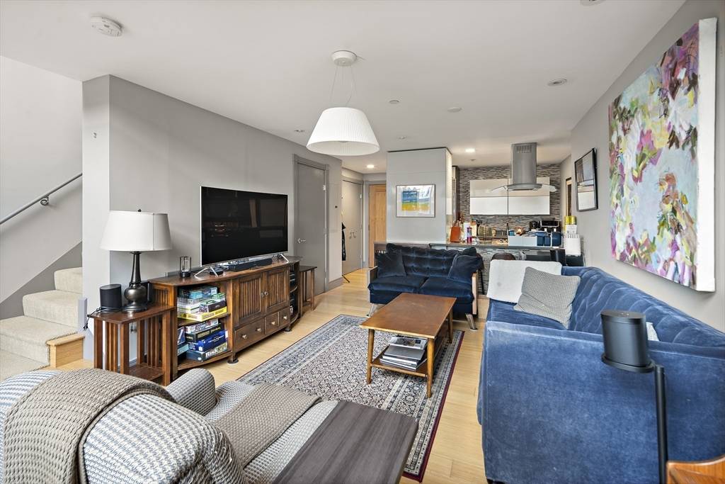 Boston, MA 02108,45 Province St #909