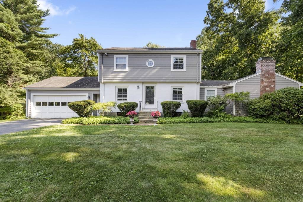 Dover, MA 02030,216 Claybrook Rd