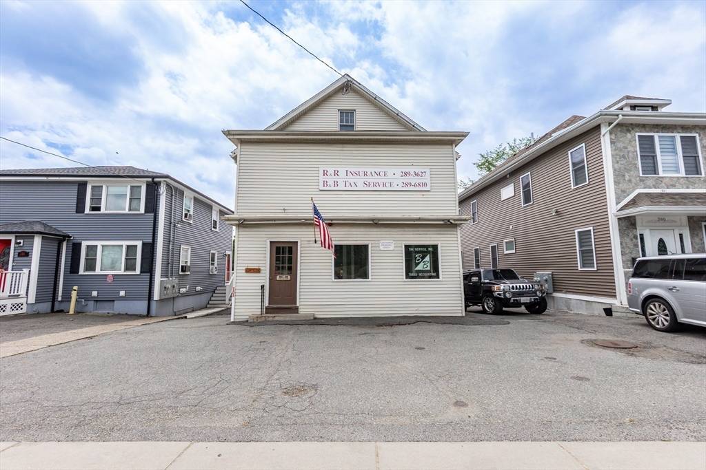 Revere, MA 02151,382 Revere Beach Pkwy