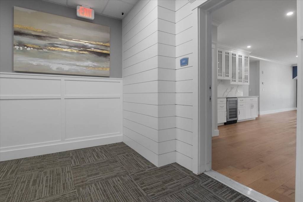 Westwood, MA 02090,298 Washington Street #302