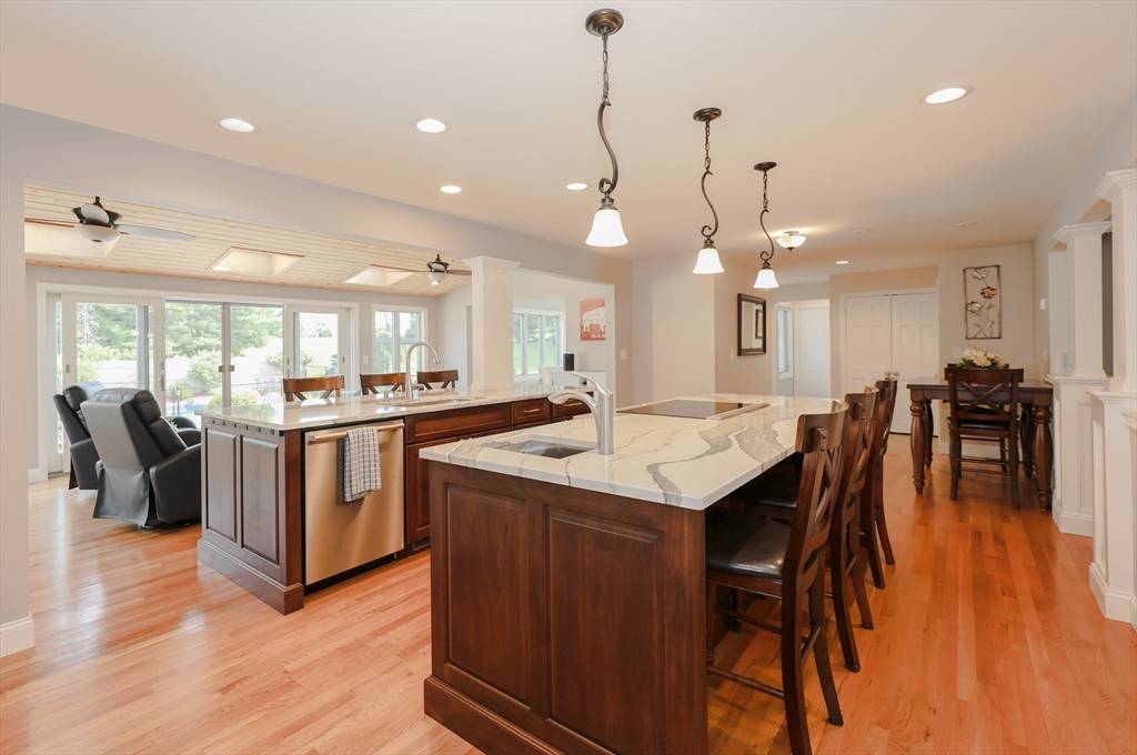 Hollis, NH 03049,90 Jewett Lane