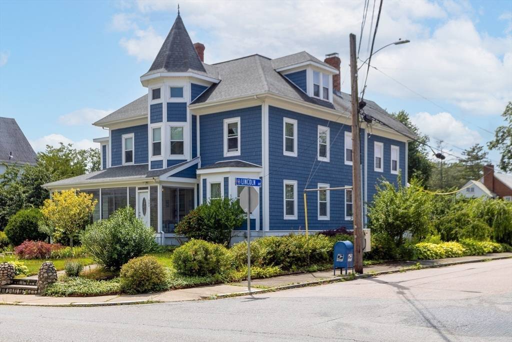 Attleboro, MA 02703,392 North Main