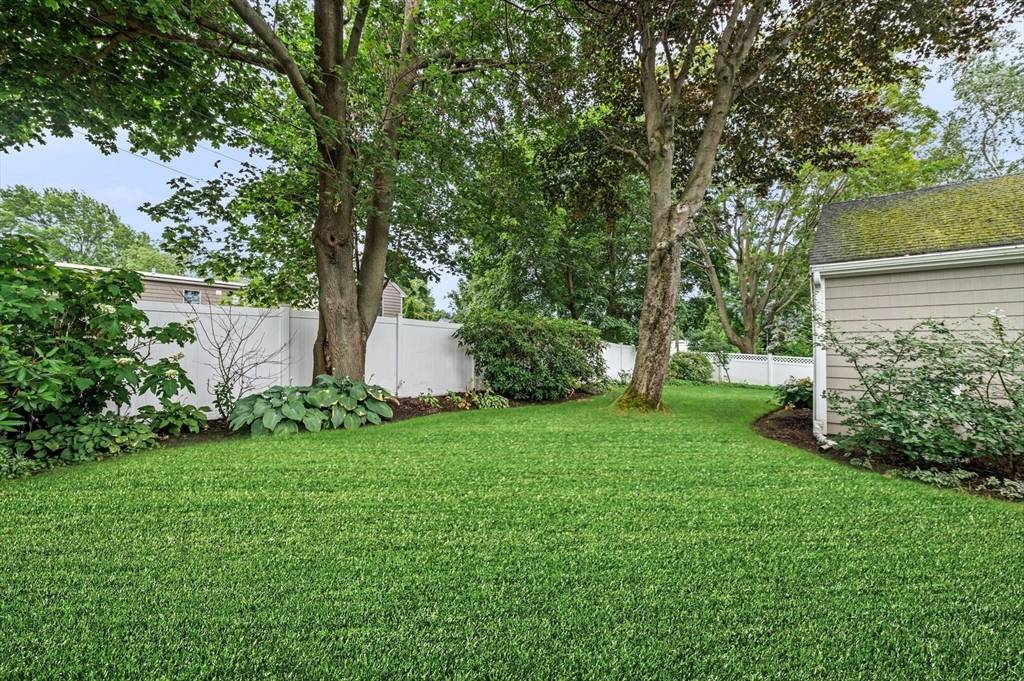 Marblehead, MA 01945,4 Batchelder Rd