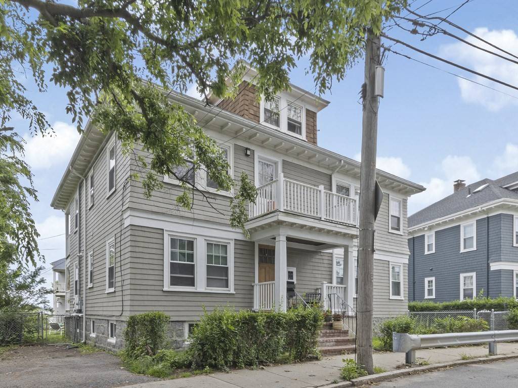 Boston, MA 02125,195 Savin Hill Ave #2