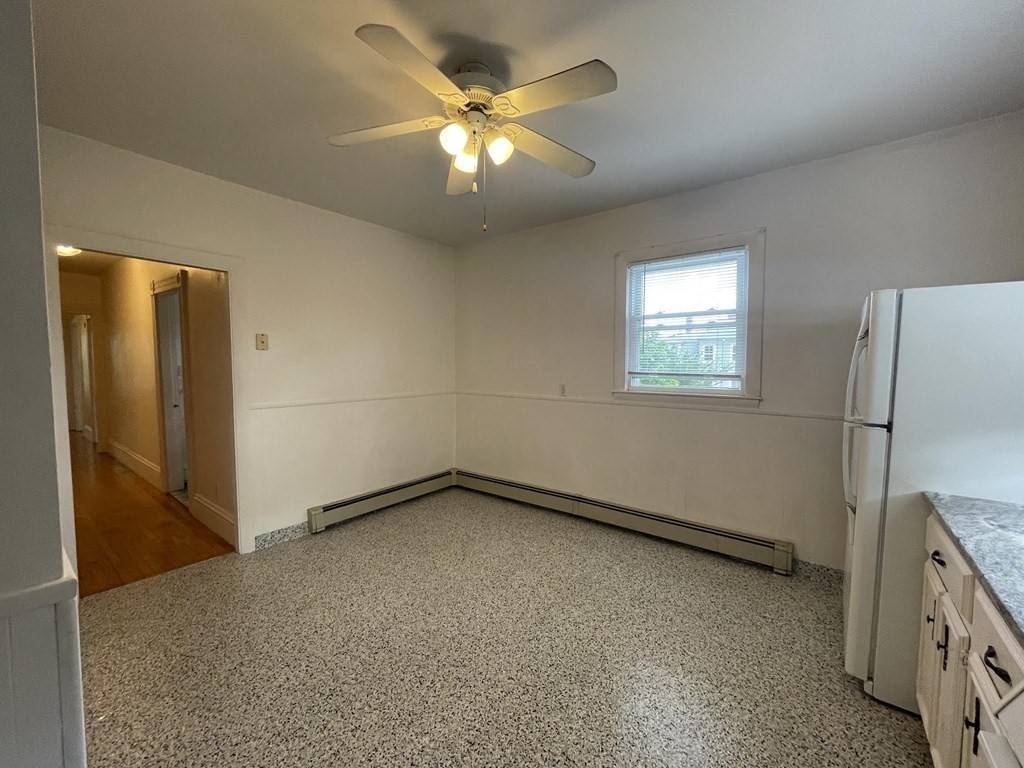Newton, MA 02460,36 Lowell Ave #2