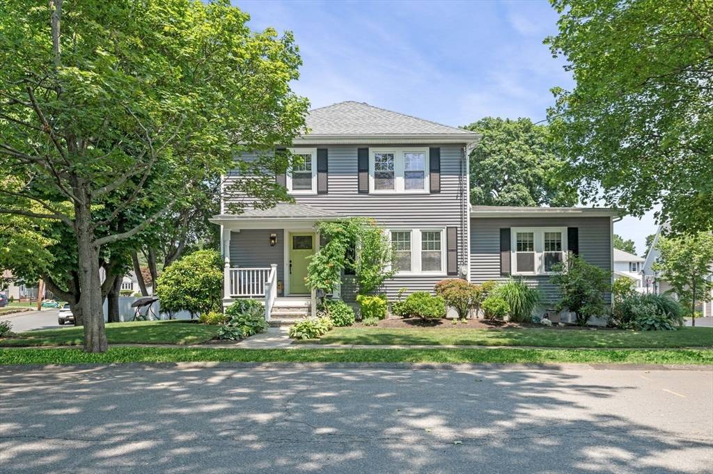 Peabody, MA 01960,39 Buttonwood Lane