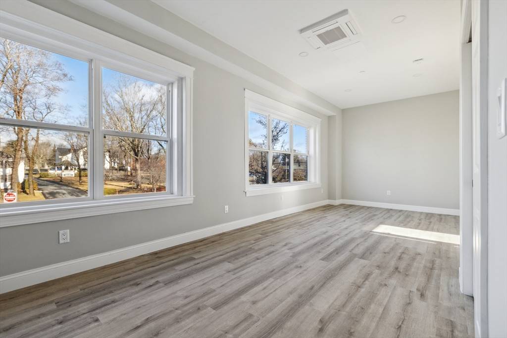Shrewsbury, MA 01545,582 Main Street #1