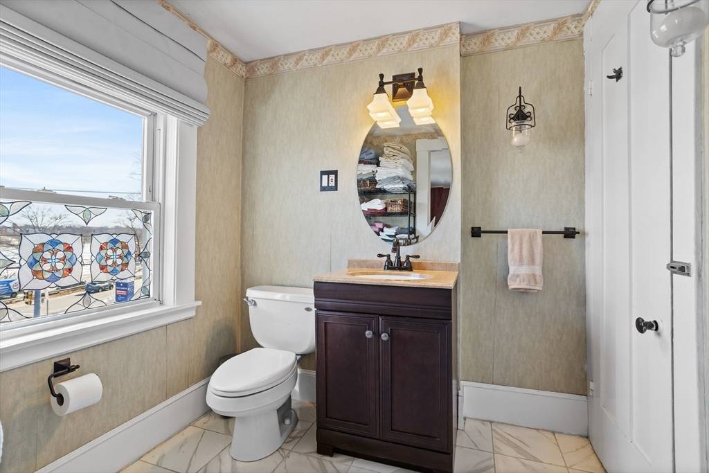 Lowell, MA 01854,179 Varnum Ave #Apt 2