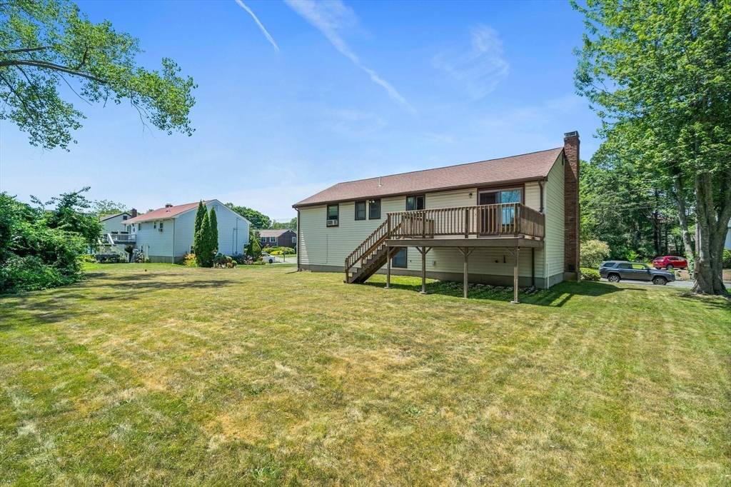 Randolph, MA 02368,36 Bittersweet Ln