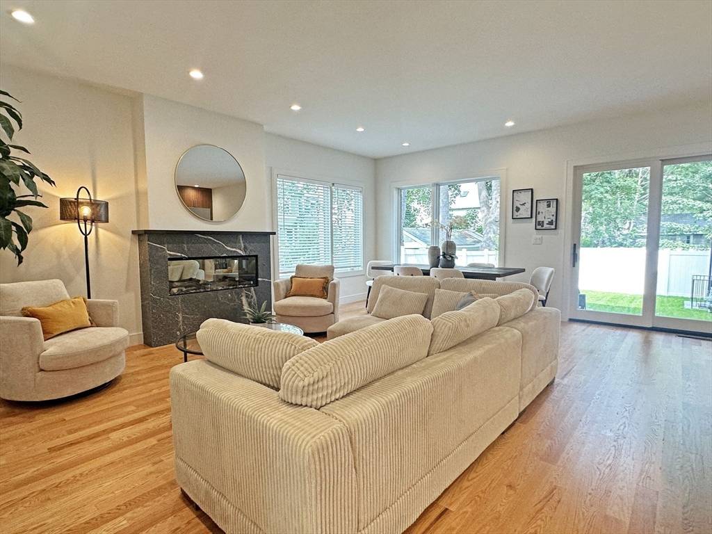Newton, MA 02460,110 Harvard St #110