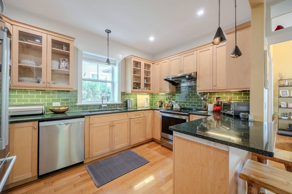 Concord, MA 01742,1631 Main St #1631