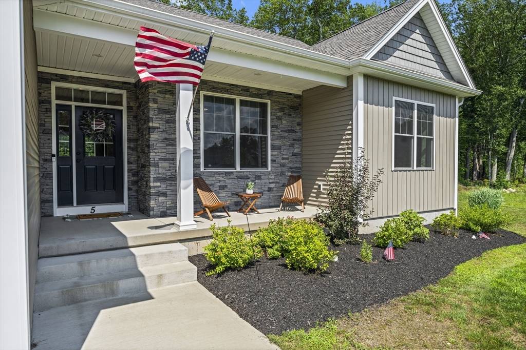 Southwick, MA 01077,5 Tall Pines Trl