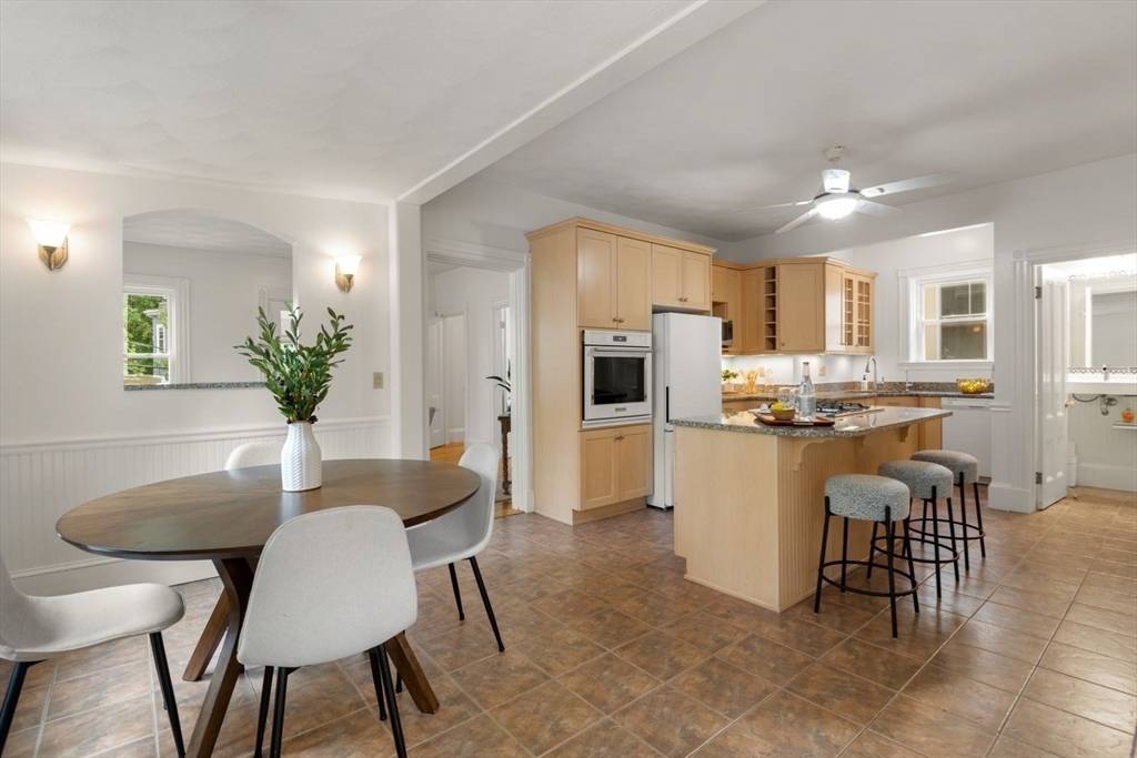 Somerville, MA 02143,7 Landers Street #2