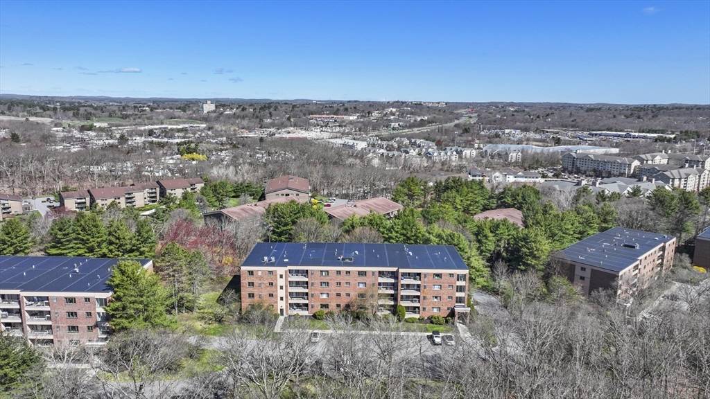 Peabody, MA 01960,11 Ledgewood Way #1