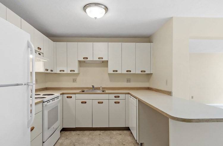 Tewksbury, MA 01876,1830 Main St #18