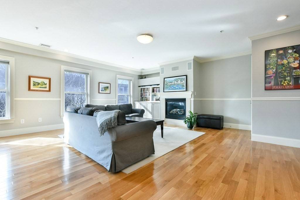 Boston, MA 02127,580 E 2nd #5