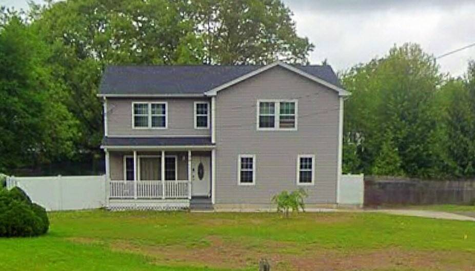 Agawam, MA 01001,30 Royal Lane