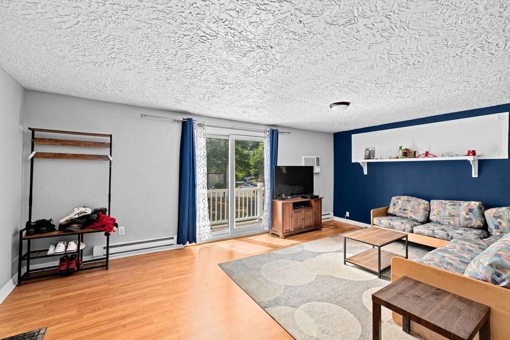 Marshfield, MA 02050,451 School Street #9-12