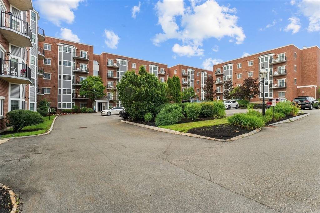 North Andover, MA 01845,148 Main Street #435B