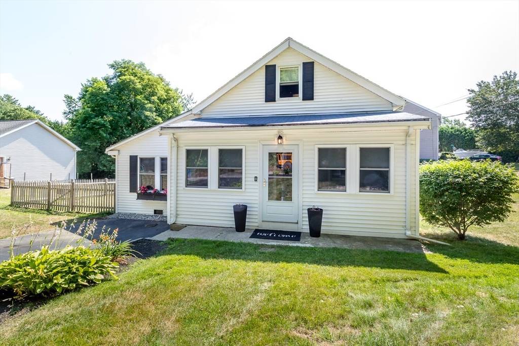 Stoughton, MA 02072,65 Cedarwood Rd