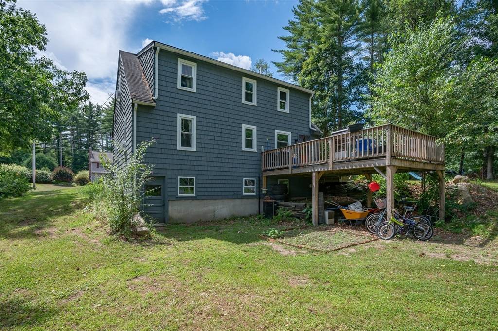 Townsend, MA 01469,22 Ponderosa Dr