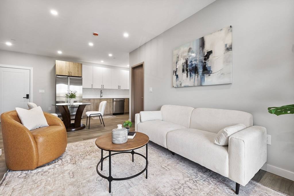 Boston, MA 02126,43-47 Fremont #10