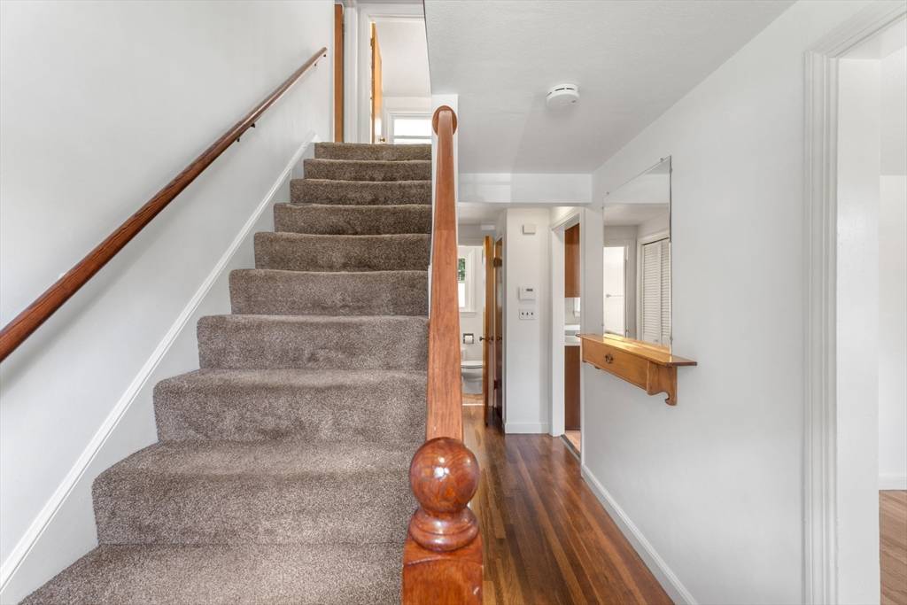 Needham, MA 02494,72 Avon Circle