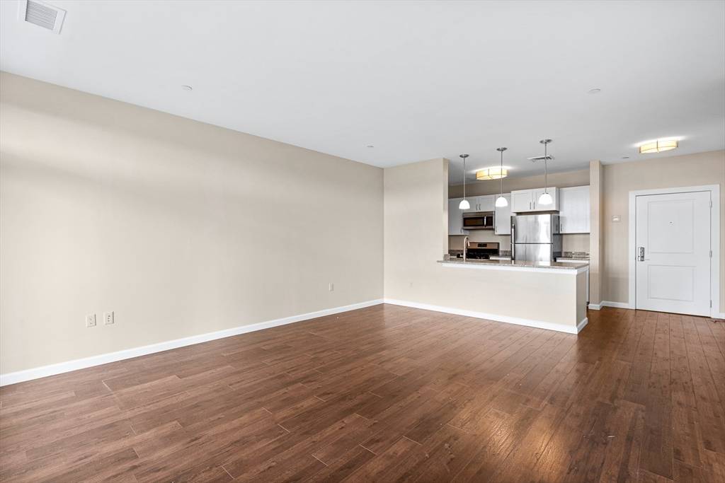 Milton, MA 02186,50 Eliot St #308