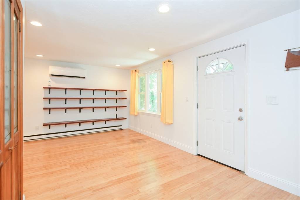 Malden, MA 02148,93-95 Pierce St