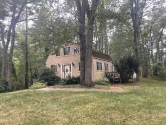Andover, MA 01810,8 Penobscot Way