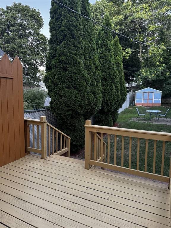Worcester, MA 01604,644 Franklin St