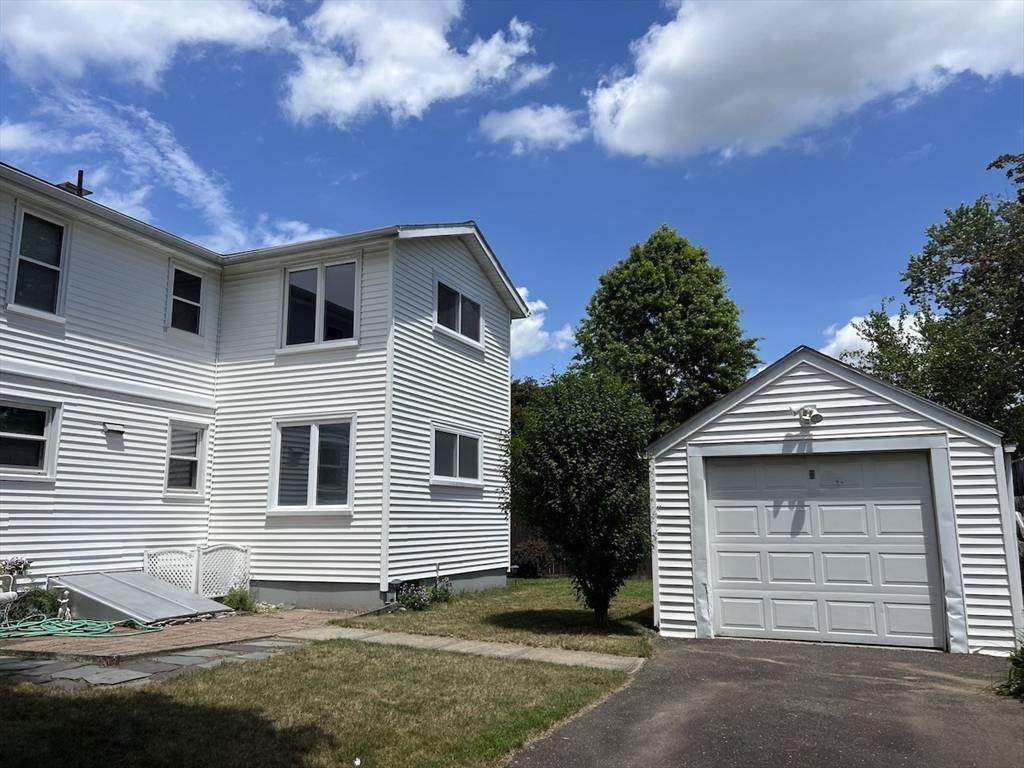 Springfield, MA 01104,1715 Carew Street